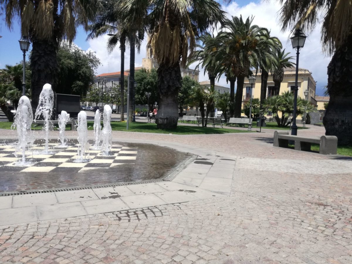 Piazza ad Aci Bonaccorsi